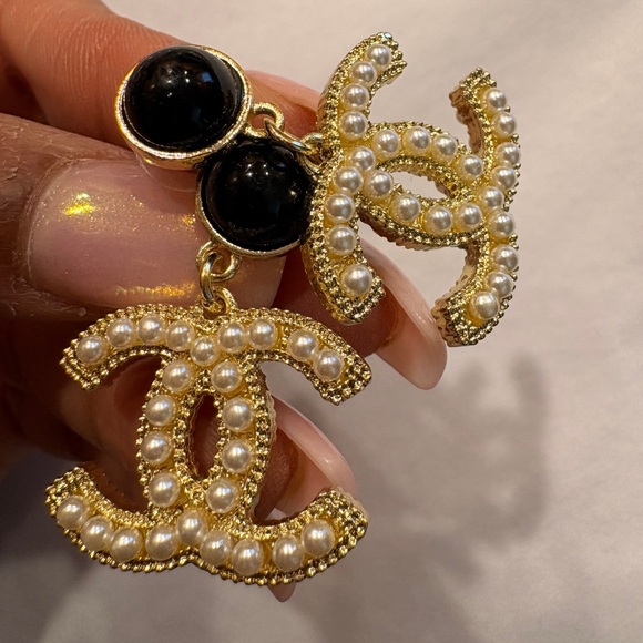 Chanel Gold and Black Earrings with Pearl Embellishments - Picture 2 of 5